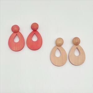 Lot of 2 Vintage 80s 90s Wooden Tear Drop Earrings Light Pink and Coral